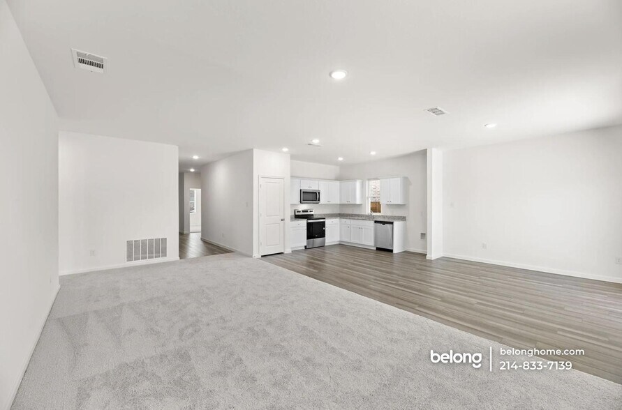 Building Photo - 10308 Holy Cross Ln