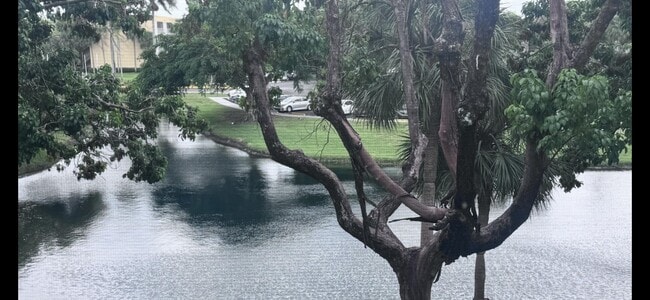 Building Photo - 3301 NW 47th Terrace