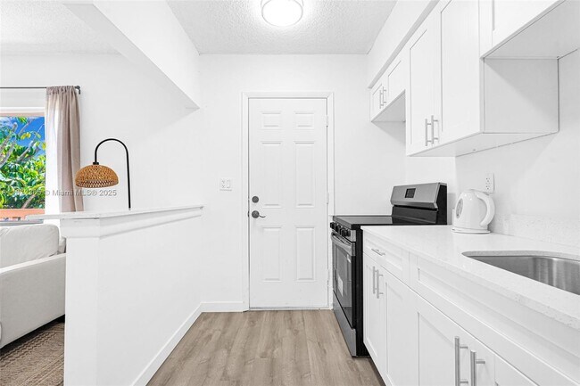 Building Photo - 13210 Memorial Hwy