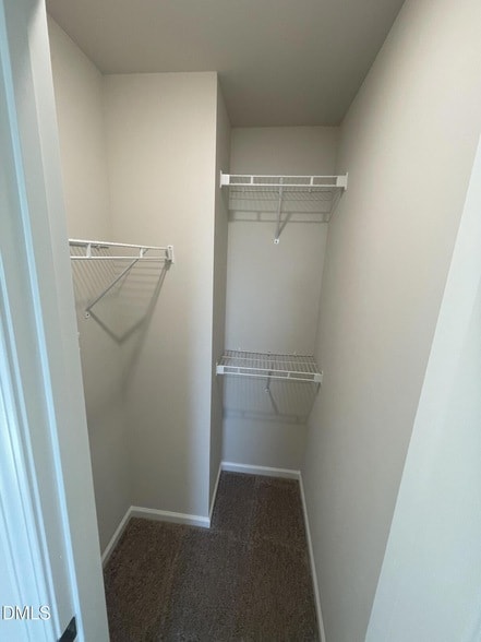 Building Photo - 1005 Peony Ln