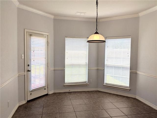 Building Photo - 213 Palomino Ct