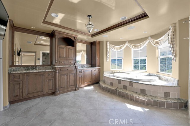 Building Photo - 3194 Sunset Hills Blvd