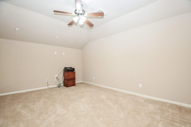 Building Photo - 21502 Venture Park Dr