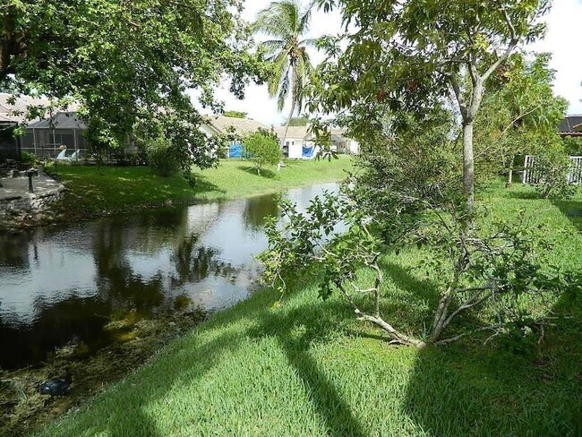 Building Photo - 4002 NW 73rd Ave