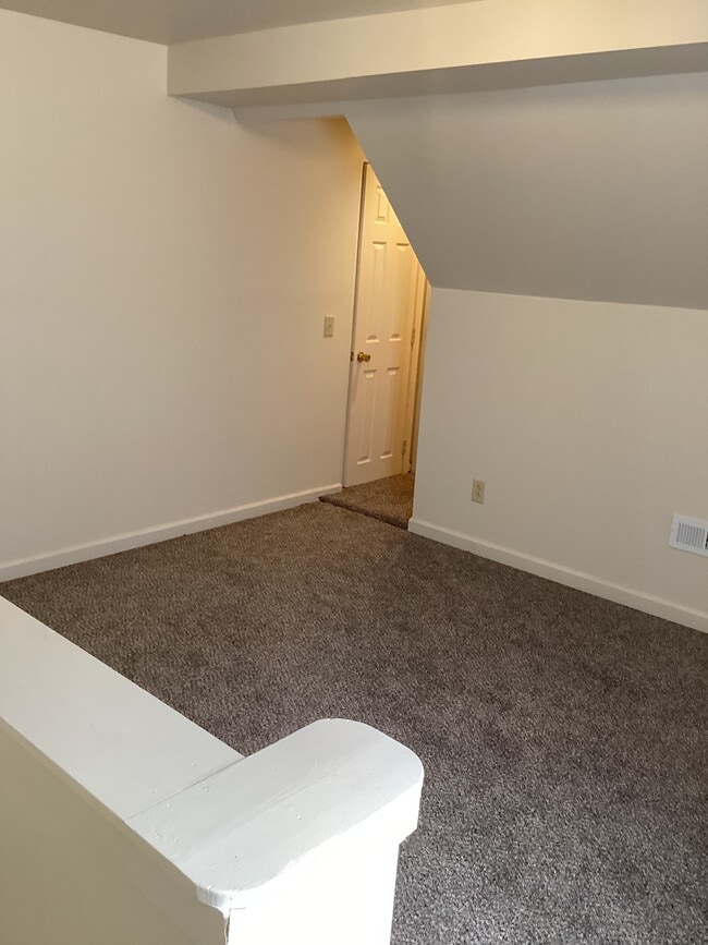 Building Photo - 1208 Howard St