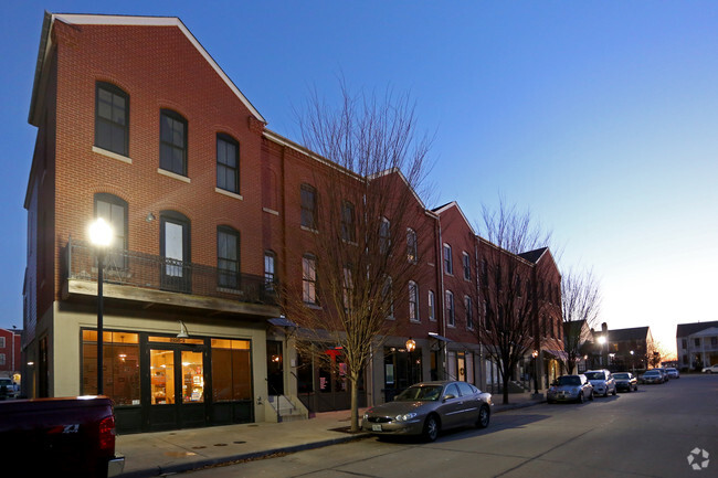 Building Photo - New Town Portfolio