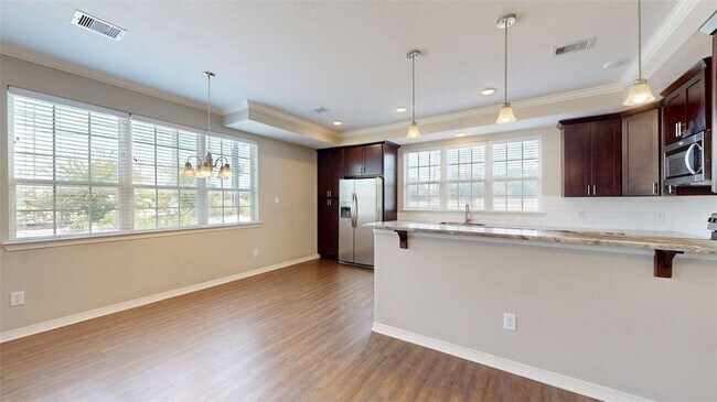 Building Photo - 2027 Harvey Mitchell Pkwy S