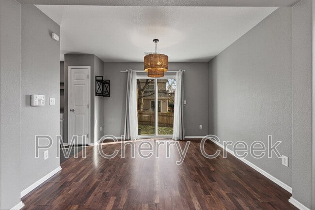 Building Photo - 9328 Garfield Way