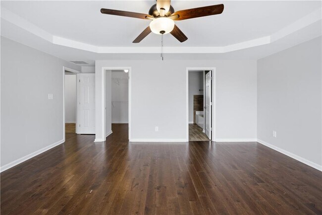 Building Photo - 1098 Village Creek