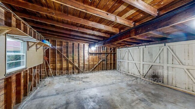 Building Photo - 124 Church St