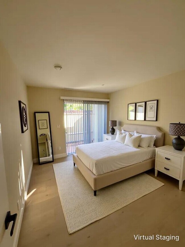 Building Photo - Beautiful 3 Bedroom 2 1/2 Bathroom Granada Hills Townhouse! Must See! Ready For Move-In!