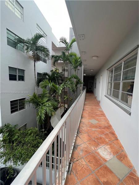 Building Photo - 650 Coral Way