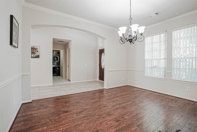 Building Photo - 3706 Heritage Colony Dr