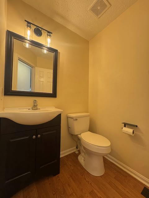 Building Photo - 1/2 Off First Full Months' Rent - "Spacious 4-Bedroom Haven with 3 Full Baths on Alpine Meadow Ro...