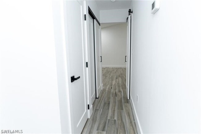 Building Photo - 6499 Royal Woods Dr