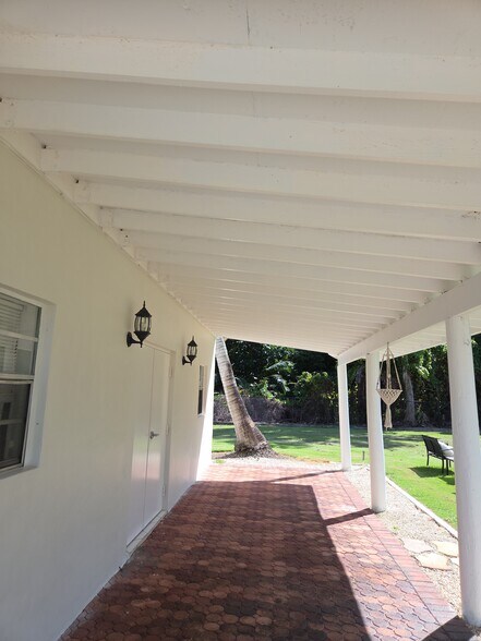 Building Photo - 11455 SW 82nd Ave