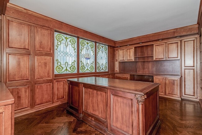 Building Photo - 1440 N Lake Shore Dr