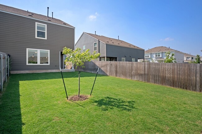 Building Photo - 7317 Sparkling Light Dr