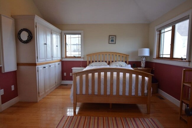 Building Photo - 23 53rd St