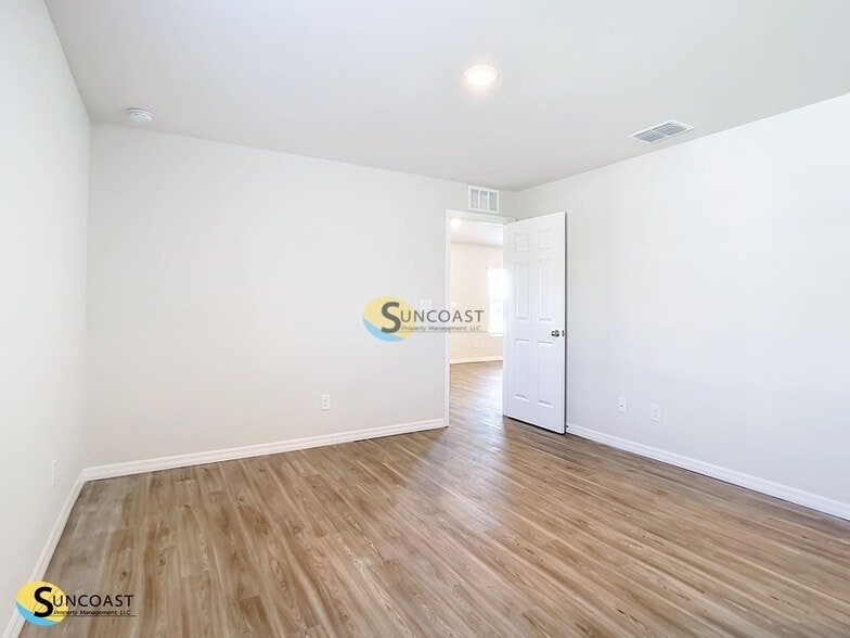 Building Photo - 2014 Dorion St