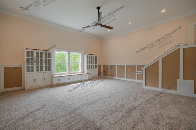 Building Photo - 15004 Beacon Ridge Dr