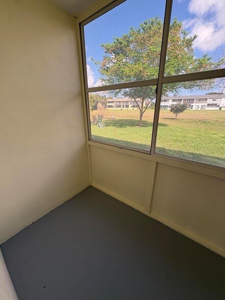 Building Photo - 179 Berkshire I