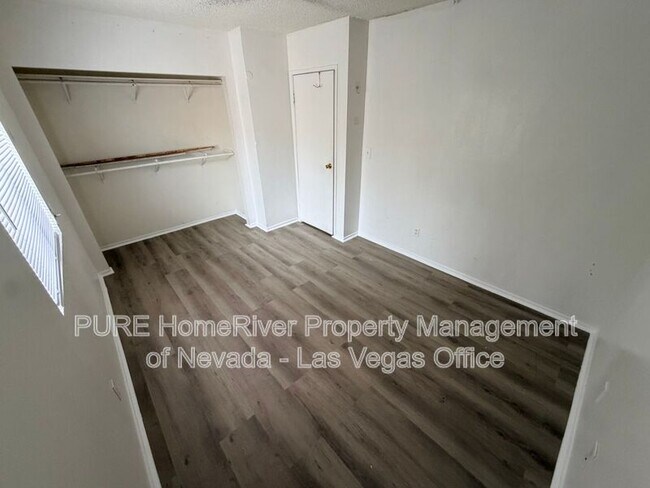 Building Photo - 3503 Rio Robles Dr