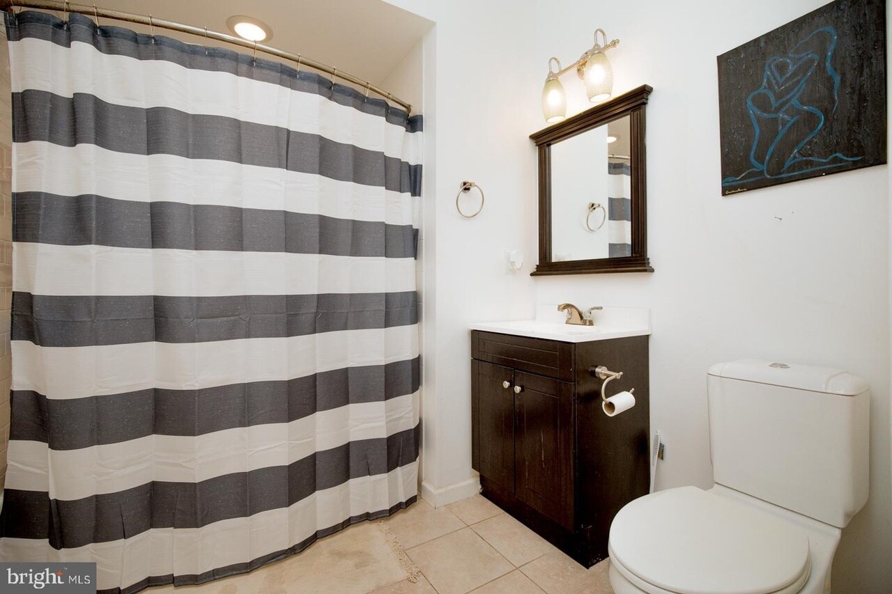 Building Photo - 4513 Silverwood St