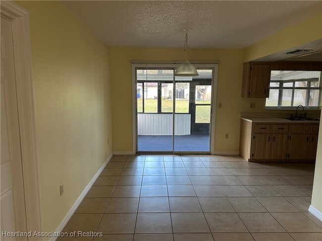 Building Photo - 3715 Castile Ave