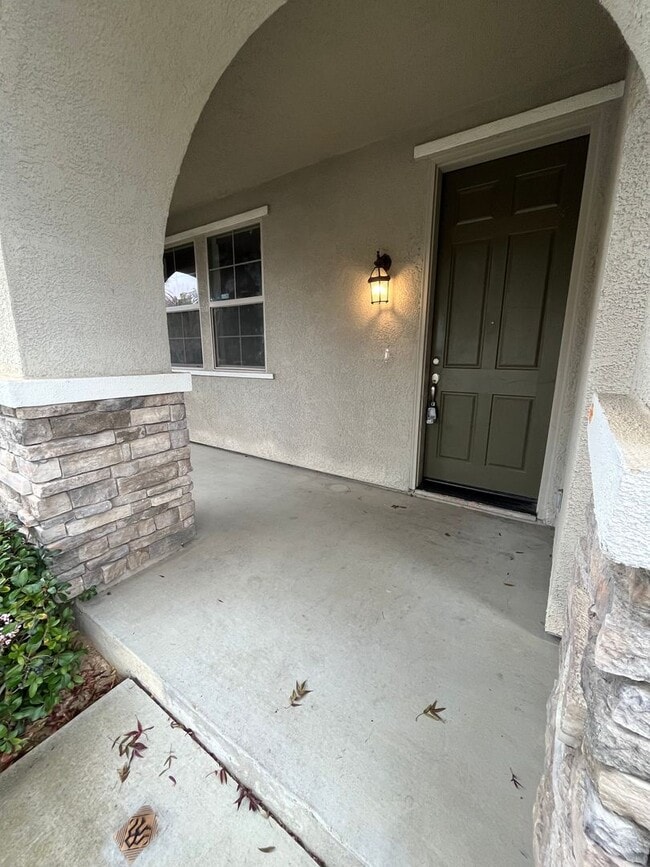Building Photo - Exceptional 4BR/3BA/3 Car Tandem Garage in Elk Grove | 3140 SF | Tenant Pays $195 monthly for WS&G