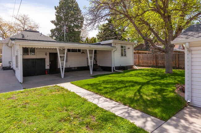 Building Photo - 4033 Meade St