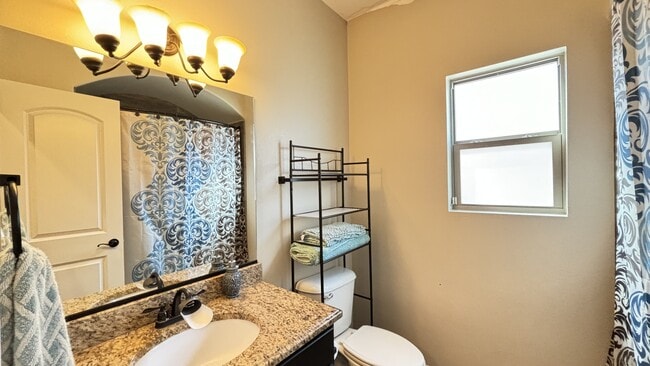 Building Photo - 2148 Honour Point Pl