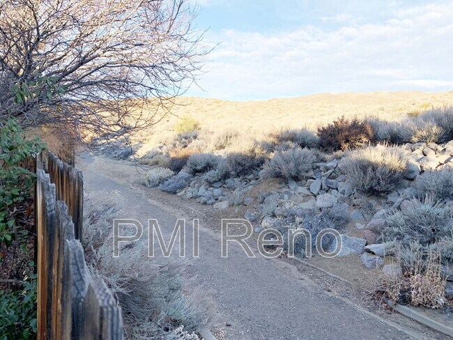 Building Photo - 5725 W Brookdale Dr