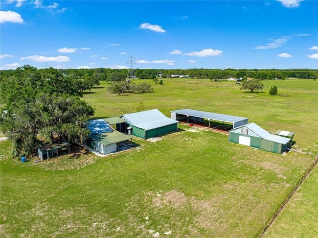 Building Photo - 3/2 Farm Home on 18.25 acres