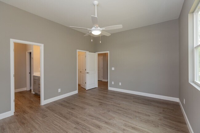 Building Photo - 4731 Stunner Ln