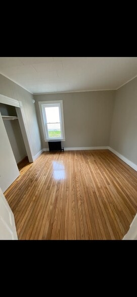 Bedroom - 115 Reynolds St