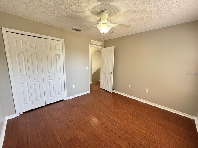 Building Photo - 10 Sawfish Ln