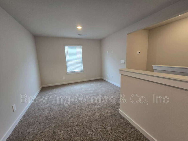 Building Photo - 4248 Skyridge Dr
