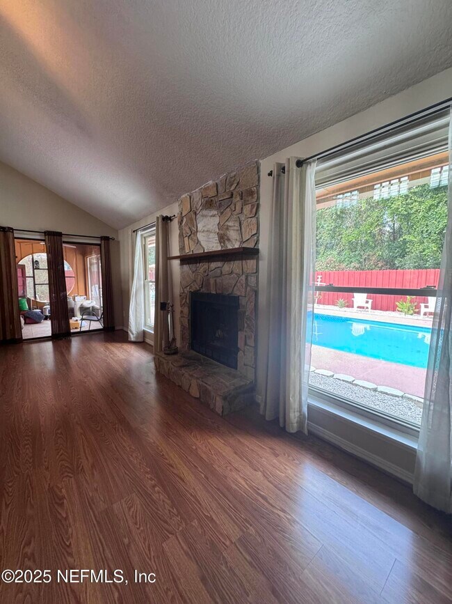 Building Photo - 8179 Crosswind Rd