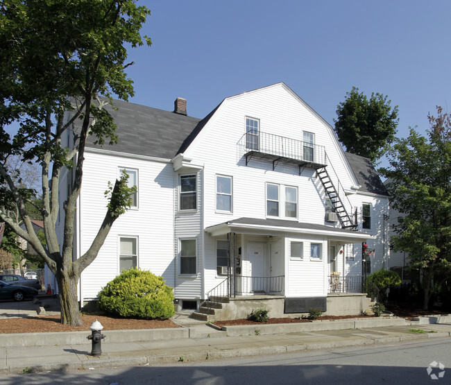 Primary Photo - 153-157 Franklin Ave