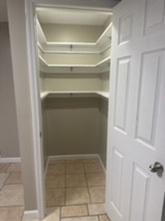 Building Photo - FABULOUS 4 BED HOME New Brighton