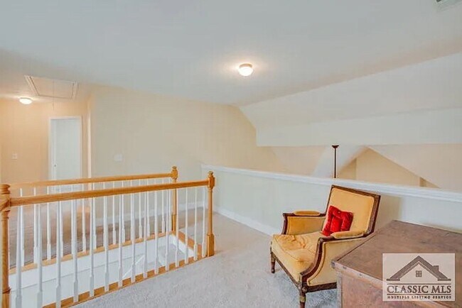 Building Photo - 1190 Brookshire Dr