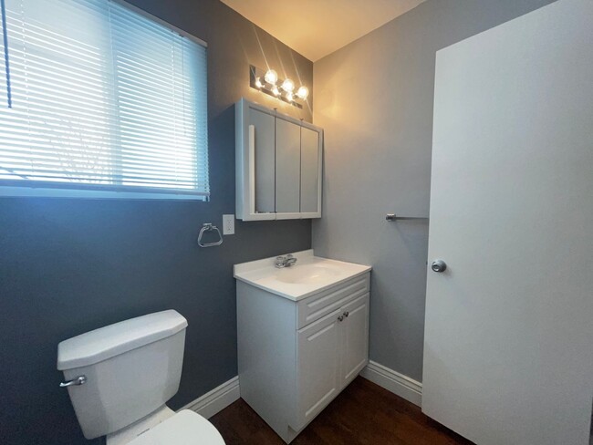 Building Photo - $0 DEPOSIT OPTION. LUXURY ARVADA RENTAL: U...