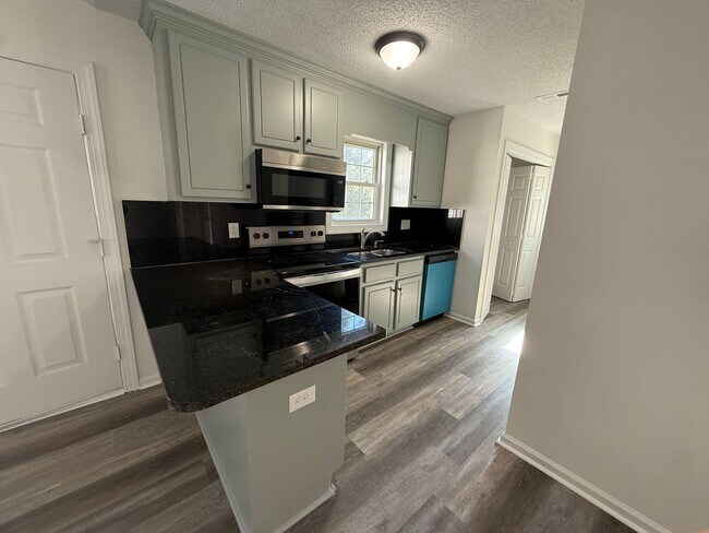 Building Photo - 3508 Pear Tree Ct NW