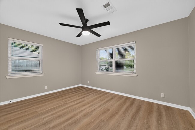 Building Photo - 9614 Hammerly Blvd