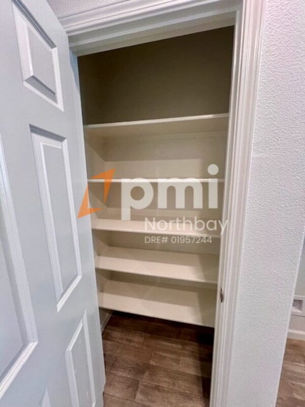 Building Photo - 1476 Descanso Ln