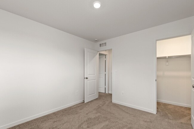Building Photo - 6155 Drum Pl