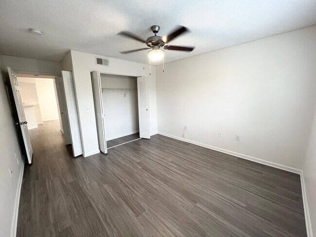 Building Photo - 3742 NW Mediterranean Ln