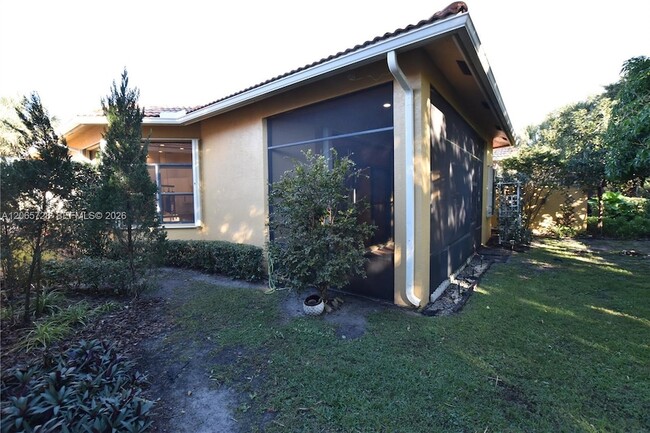Building Photo - 10086 Noceto Way