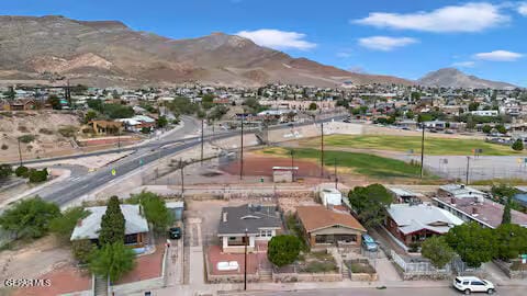 Building Photo - 2723 Grant Ave